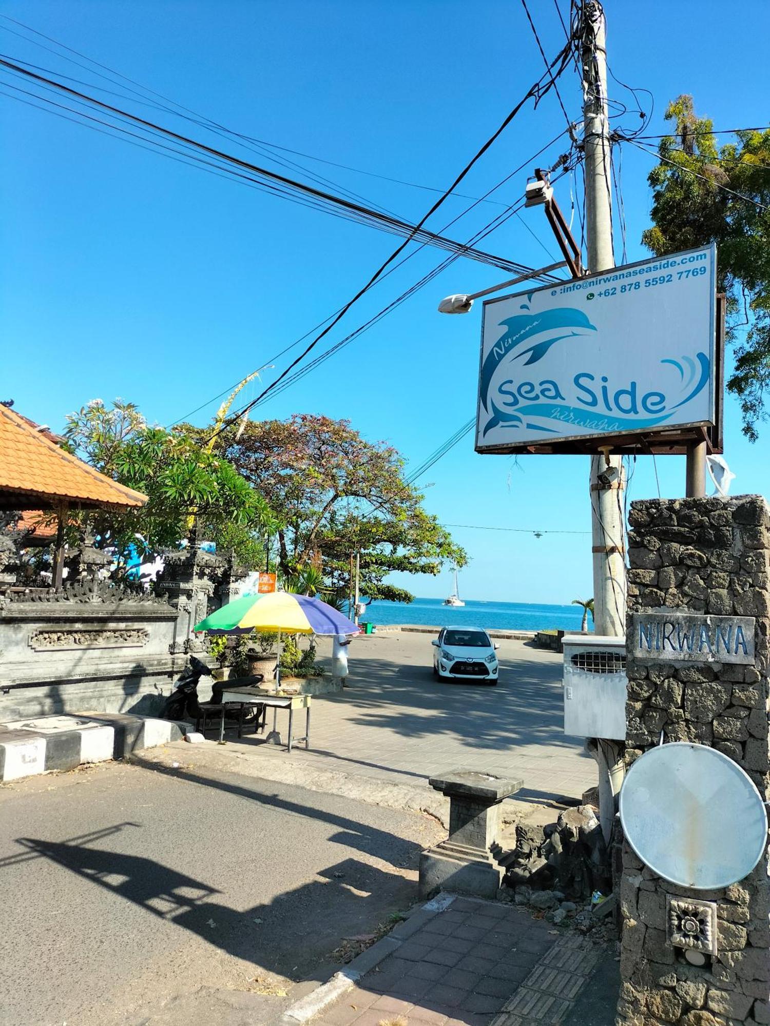 Hotel Seaside Lovina Ngoại thất bức ảnh