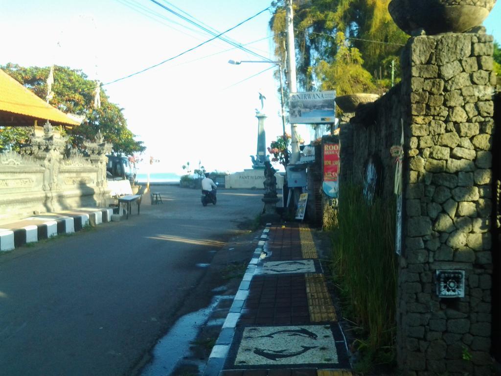 Hotel Seaside Lovina Ngoại thất bức ảnh