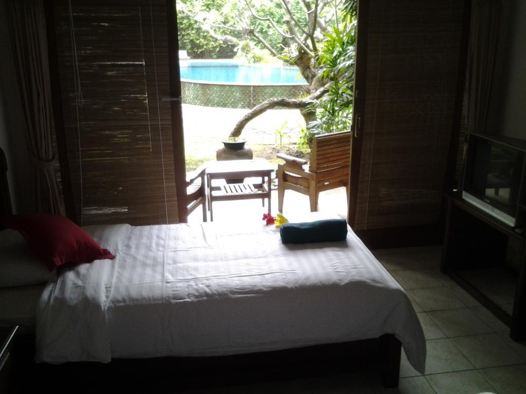 Hotel Seaside Lovina Ngoại thất bức ảnh